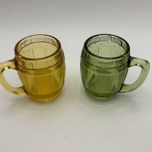 Novelty Barrel Mugs Set of 2 Green and Yellow Glass‎ Beer Stein Mini